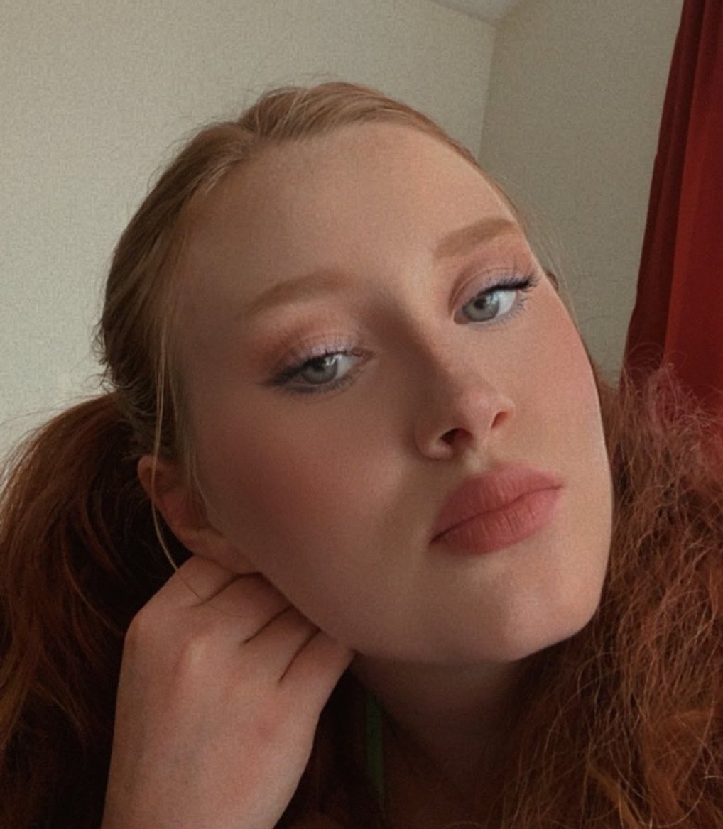 Karolina tweet media