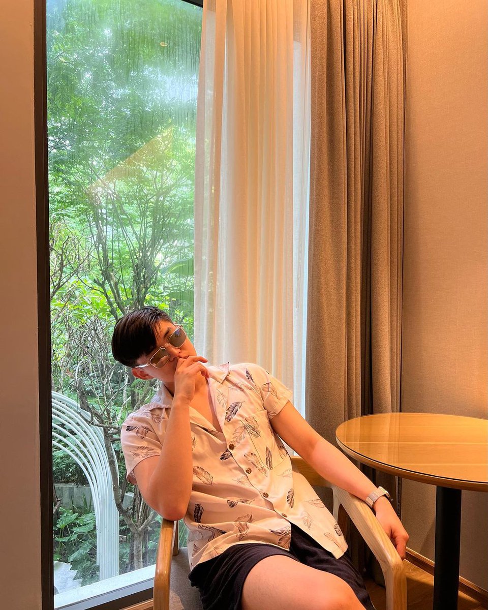 [16.08.22] IG phu_pwr Update

#phuwaritt
#ลักยิ้มของภู