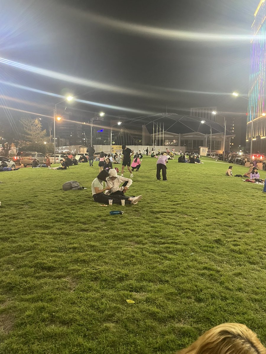 Гоё зүлэгжүүлсэн байна!