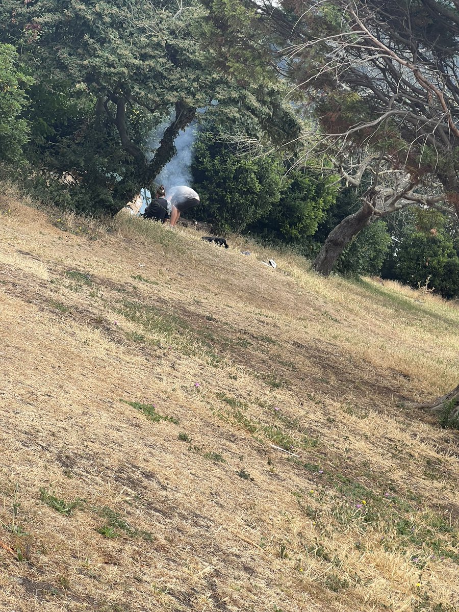 keefer74's tweet image. Hey @ThanetCouncil when u gonna do something about the people squatting in trinity sq margate?? Human poo not great in park either - just saying. @IsleThanetNews