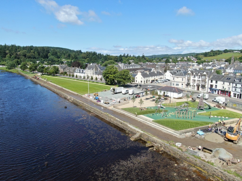 NarroAssociates's tweet photo. Great to see the #Lochgilphead waterfront reopen! We were delight to provide engineering services on this project #EngineeringConsultancy #ReliablyCreative
Lochgilphead reconnects to its waterfront with a £1.5m Front Green initiative @urbanrealm https://t.co/5bwPqTHvn2 https://t.co/MYQwzjjOe4