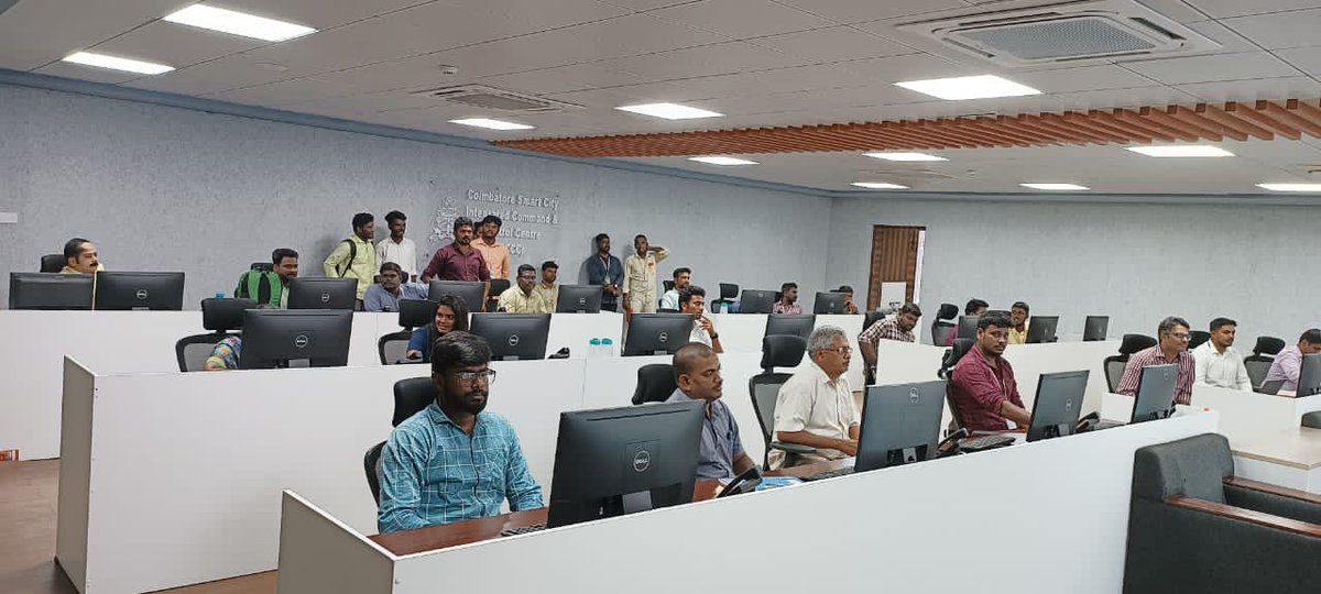 CoimbatoreSmart's tweet photo. Coimbatore Smart City celebrating the Grandeur of 75th Indian Independence day to Demonstrate the Usefulness of ICCC. 
#100ICCC #75thIndependenceDay #smartcities https://t.co/JwbL6dXAxF