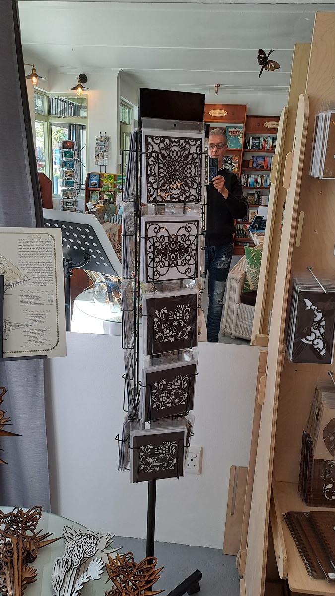 PurplePuppySt's tweet photo. Our first ever retail outlet at the Book Cottage in High street in Hermanus - new beginnings and grateful for new opportunities.
#gratitude #new beginnings #SupportSmallBusiness #supportlocalbusiness #decor #gifts #greetingscardsforsale #greetingcarddesign #lasercut #Godisgood https://t.co/PSJAW07fYo