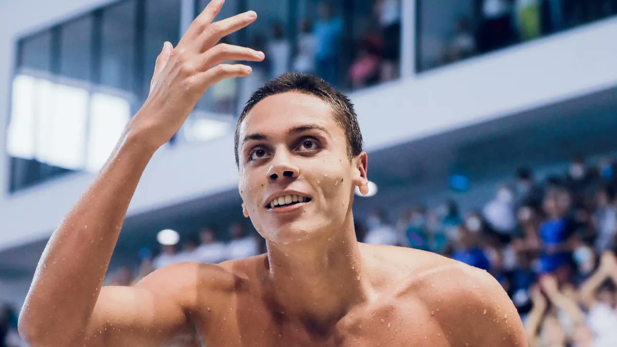 SubcarpatiOGs's tweet photo. 🙌Congrats to David Popovici!🙌
We are very proud of our World Record breaker OG! He holds the record for 100m freestyle and junior 200m freestyle.🏆

#SubcarpatiOGs #OGFamily #Elrond https://t.co/wp7y7sapoG