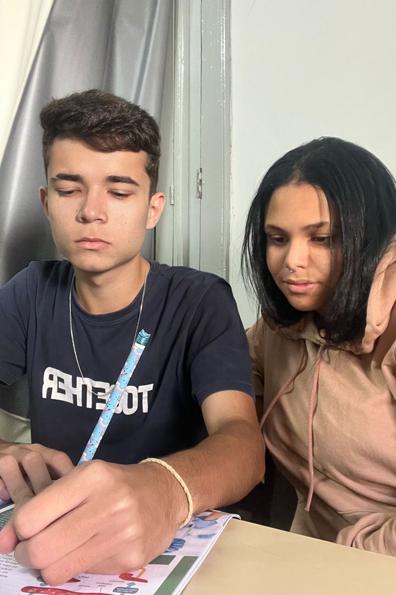 kctitico's tweet photo. Estudar neh, pq Deus me fez bonito e não inteligente
#tegteg #estudos https://t.co/gdeJZeVeJG