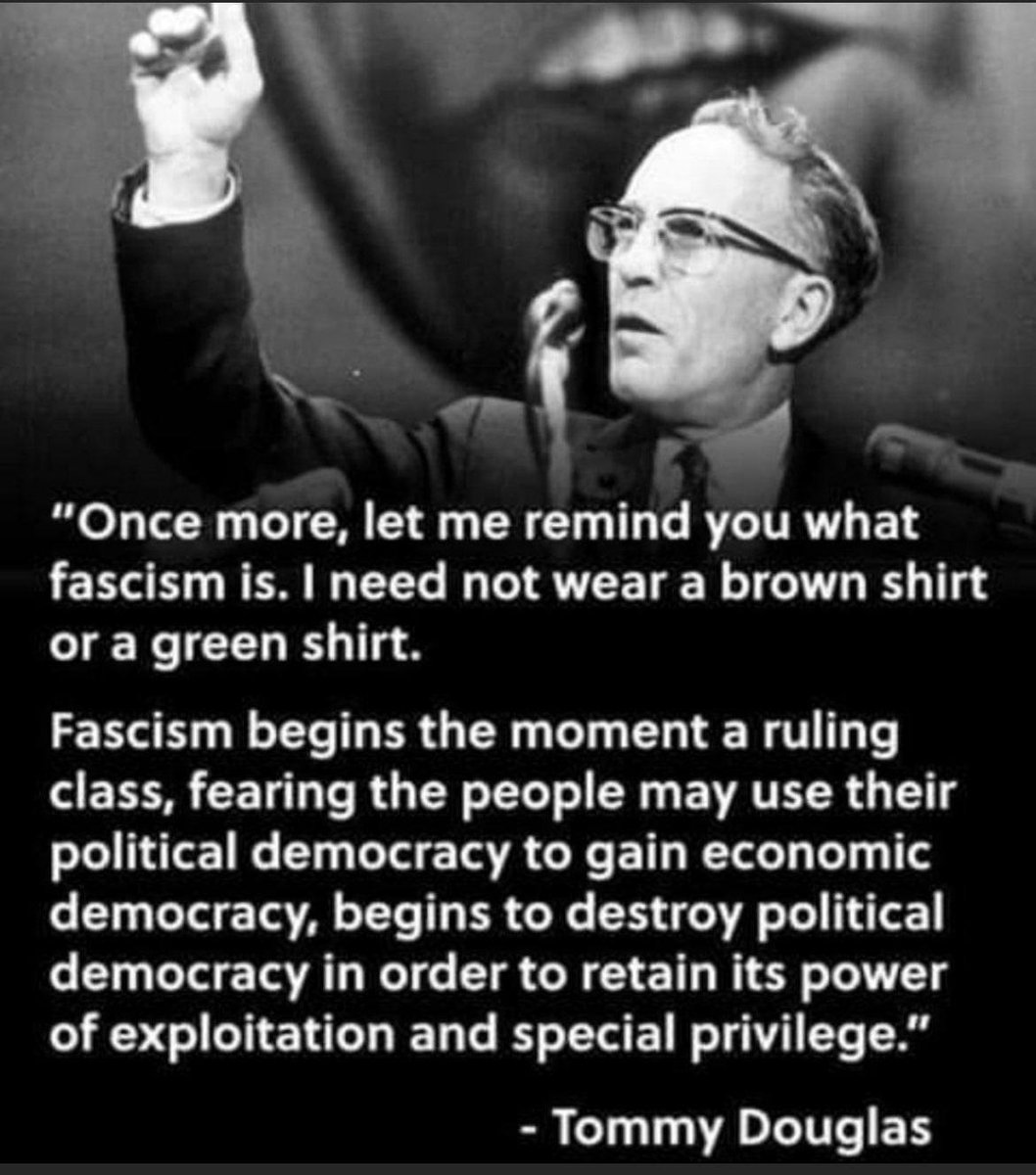 underbite's tweet photo. @SteveSchmidtSES The #Republican party is attacking a #democratic #America because they have NO policy, NO plan except obstruction, #lies, violence and #ChristoFascism.
#VoteInTheMidterms - your LIVES depend on it. https://t.co/ugJUSWr1oL