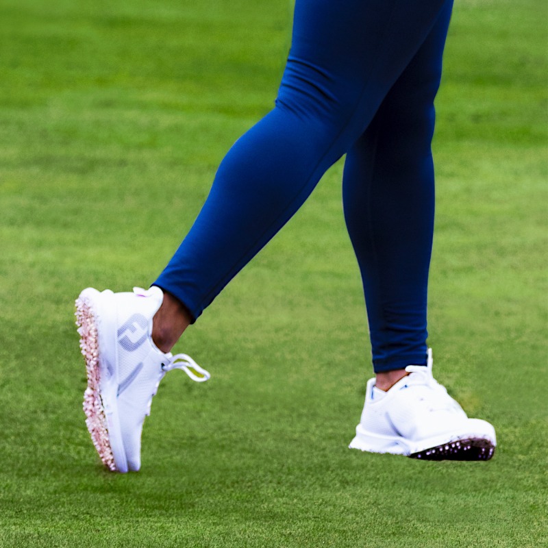 FootJoy's tweet photo. More comfort. More drive. ๐
FUEL offers easy foam cushioning and added toe spring, all in one lightweight package.
#FJFUEL