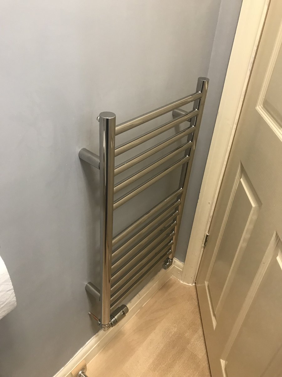DiamondInt's tweet photo. When small spaces make a big impact 😍
.
.
Cloakroom Installation by us. We Love the finished result don't you?
#bathrooms #cloakroom #cloakrooms #bathroomdesign #design #smallspaces #smallspacestyle #storage #projectmanagement #familyrunbusiness #warwickshire https://t.co/8zwIW1AgVo