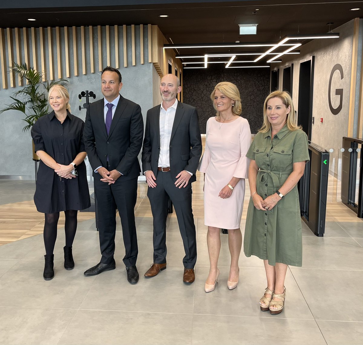 josephamadigan's tweet photo. Next up is @ResMed in Sandyford. A medical technology company that is investing €30m and 70 new jobs. Fascinating to see some of their life saving respiratory equipment up close and in their beautiful new offices. @LeoVaradkar @IDAIRELAND https://t.co/7v5pXMG0o0