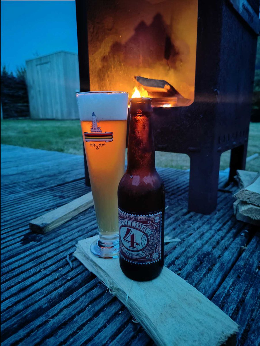 Op Terschelling drink je met veel plezier een heerlijke Scelling Weizen bier...😉🙂 Foto André v. op de app. "Untappd".