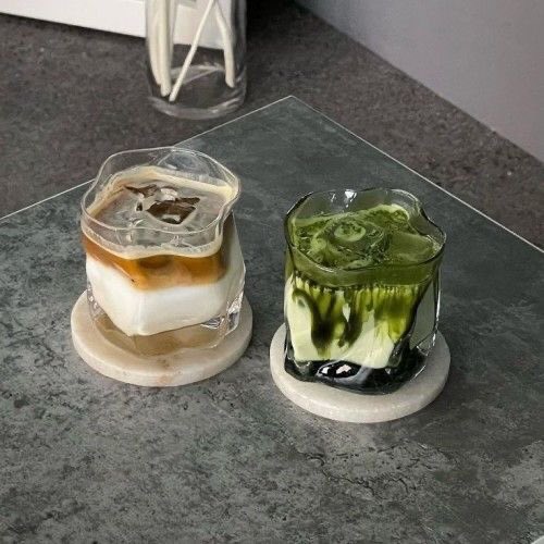 lavenderderya's tweet photo. coffee &amp; matcha https://t.co/mfpA9RC0ut