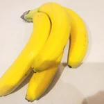 バナナはこう保存すれば真夏でも長期間綺麗なまま保存出来る‼