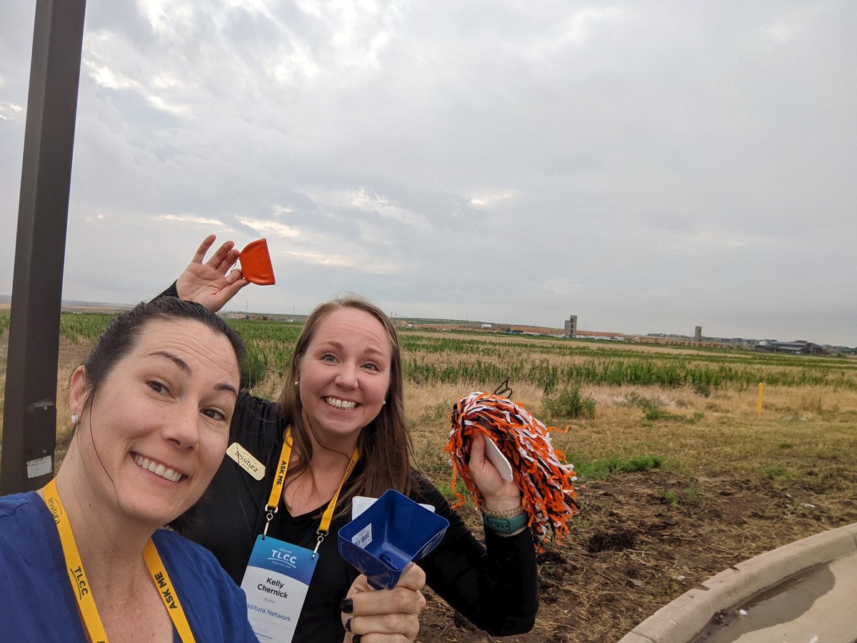 bk2ndstar's tweet photo. Ready to cheer on our people at the #tlcc2022 5K. https://t.co/LFwGxD9aaA