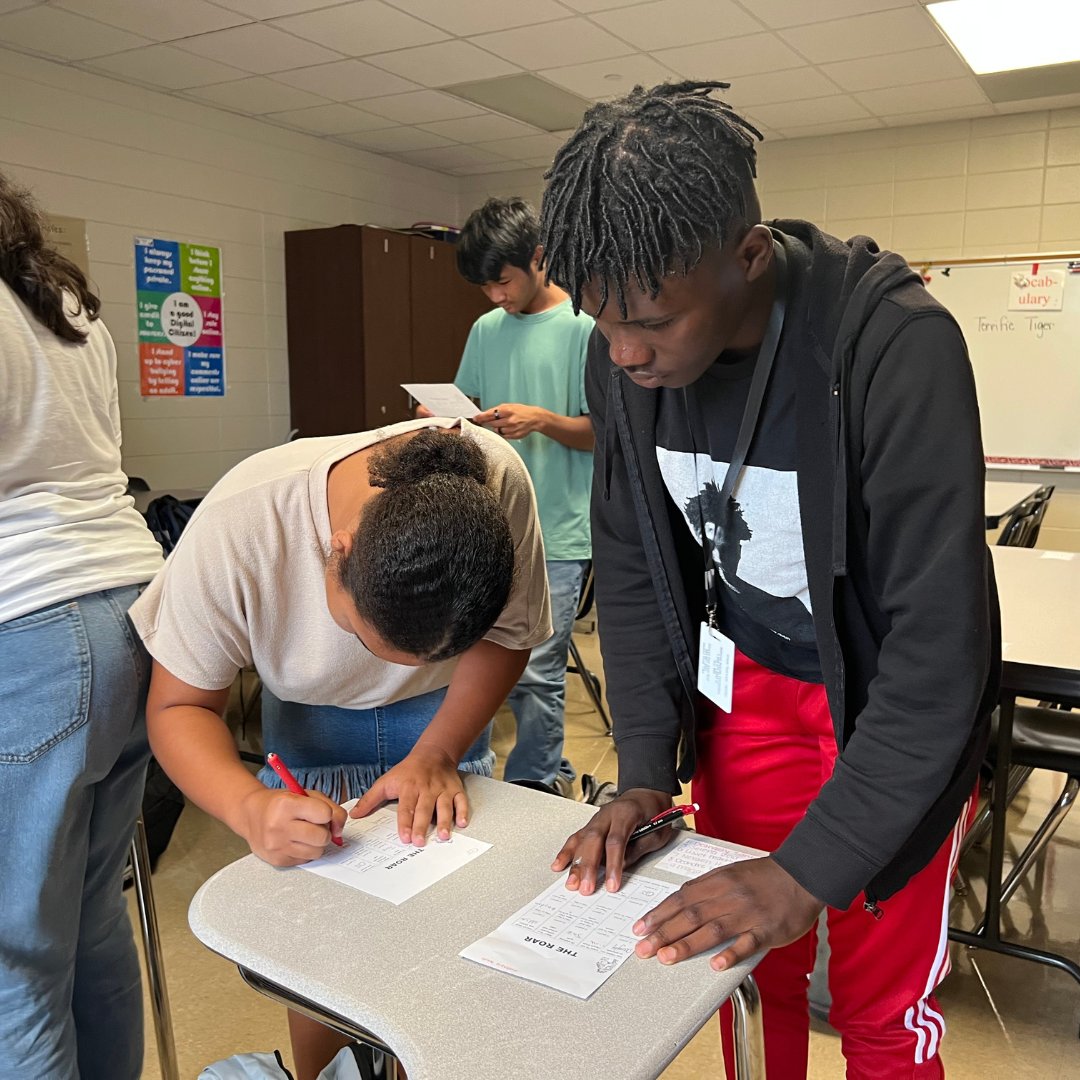DRHillMiddle's tweet image. We love seeing our students engaged in AVID activities as we visit classrooms. Shout out to Mrs. Redding and her students for letting us drop by.  #TheHill #D5Difference