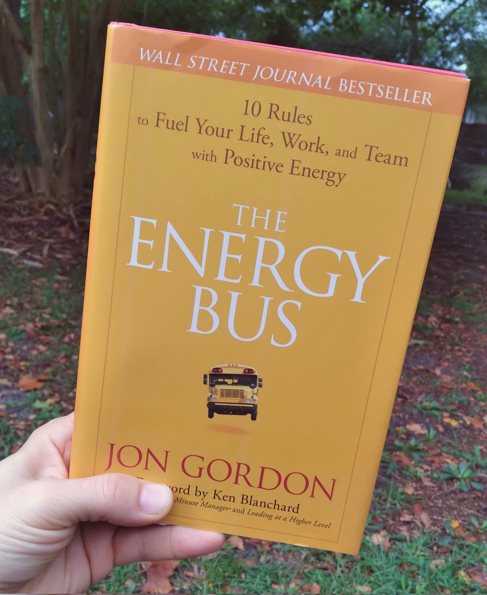 thefootgeneral's tweet photo. morning reading 📔 @JonGordon11

 #energybus #energyhealing #motivation #motivational #inspiration #booktwt #bookrecommendations #reading #readingjournal #jongordon #enegy https://t.co/pbtFdAJ7rZ