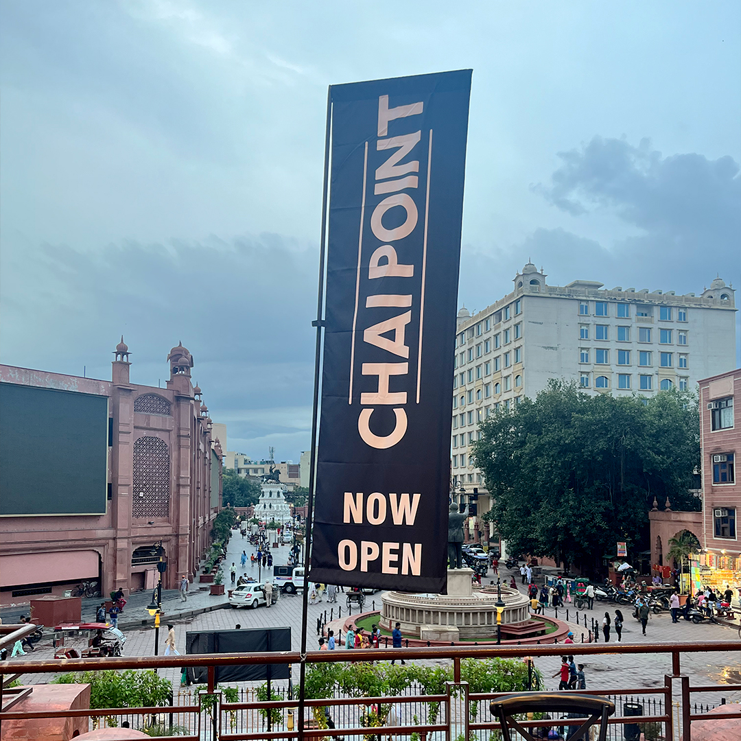 Chai_Point's tweet photo. Sat Sri Akal Amritsar! 🙏🏼😃

We're humbled to be a part of your Chai ritual at Town Hall, Ambedkar Chowk, Near Partition Museum. We're brewing 24/7 on all days and we cant wait to meet you with a steaming cup of Chai! 😃🥳

#Amritsar #nowopen #OPENNOW #newlaunch #iroc https://t.co/0AiiqCEJvE