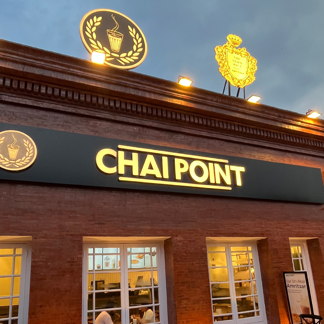 Chai_Point's tweet photo. Sat Sri Akal Amritsar! 🙏🏼😃

We're humbled to be a part of your Chai ritual at Town Hall, Ambedkar Chowk, Near Partition Museum. We're brewing 24/7 on all days and we cant wait to meet you with a steaming cup of Chai! 😃🥳

#Amritsar #nowopen #OPENNOW #newlaunch #iroc https://t.co/0AiiqCEJvE