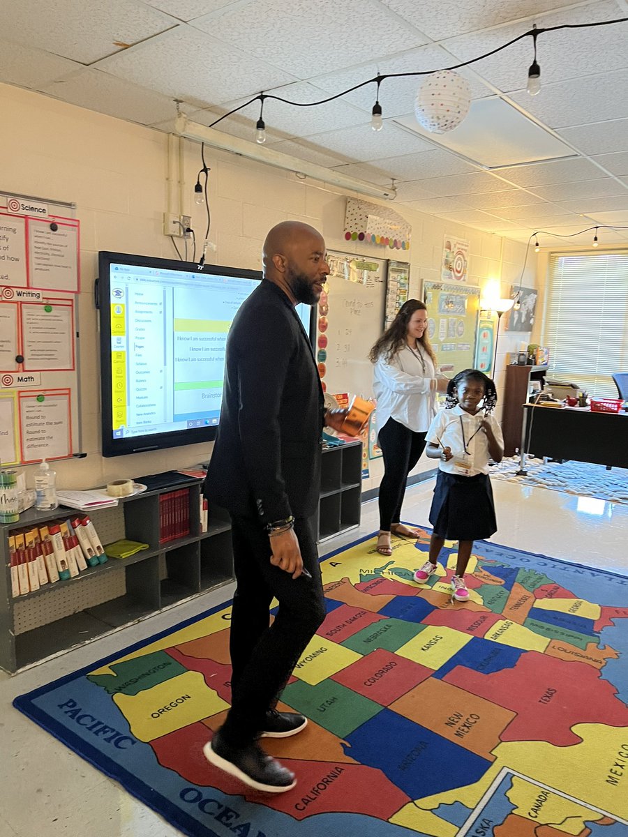 We had a very special Eagle in the building this morning! #built4Bibb <a href="/dan_a_sims/">Dan A. Sims</a>