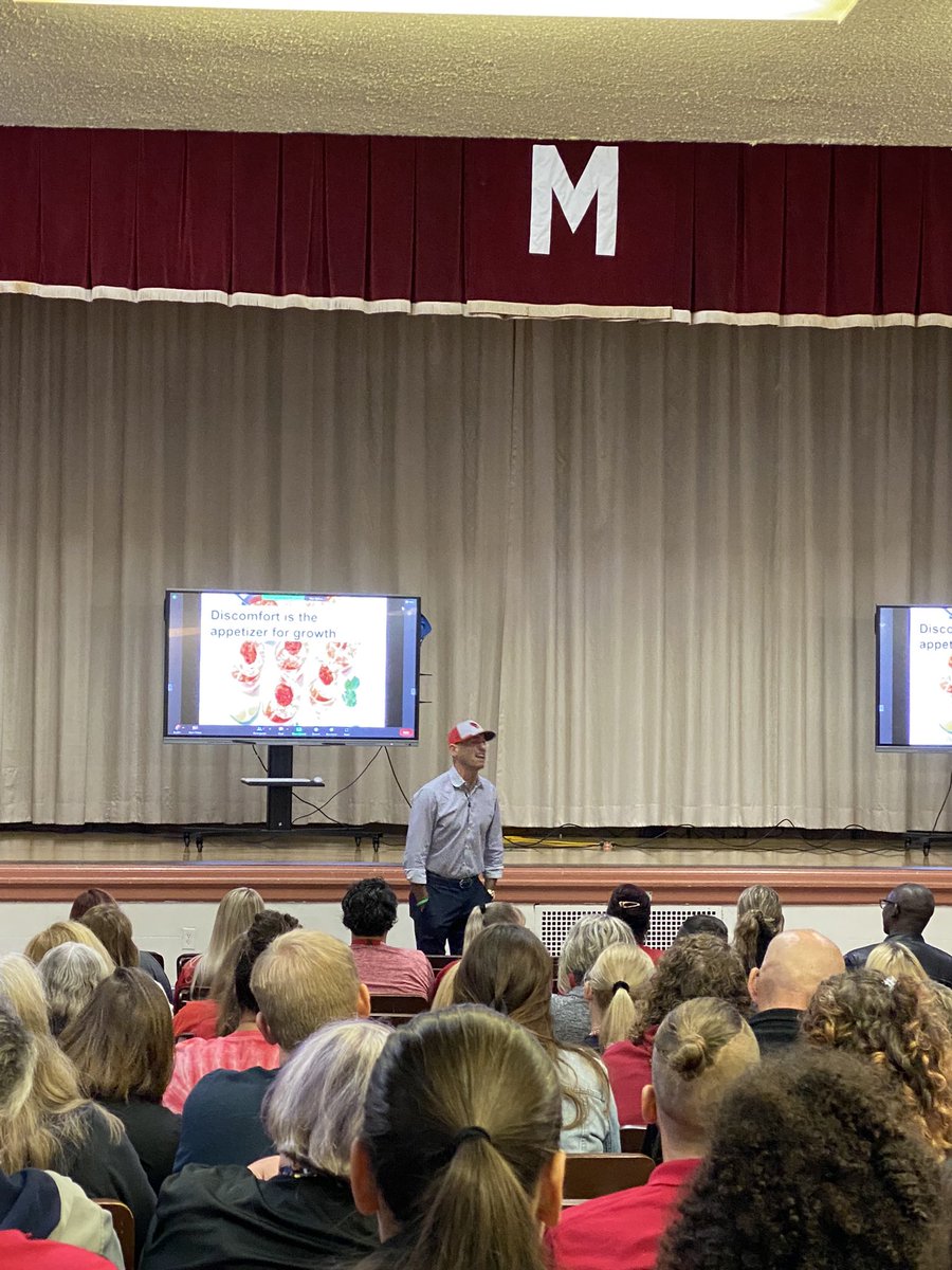 BleyleTeach's tweet photo. “Sometimes the place where you should be able to unload (the baggage/stress) is the place causing it”  @BrianMendler Thanks for reminding me today! #WeAreMomence #TeacherReminder #teachingthelittles https://t.co/8C7as5BR62