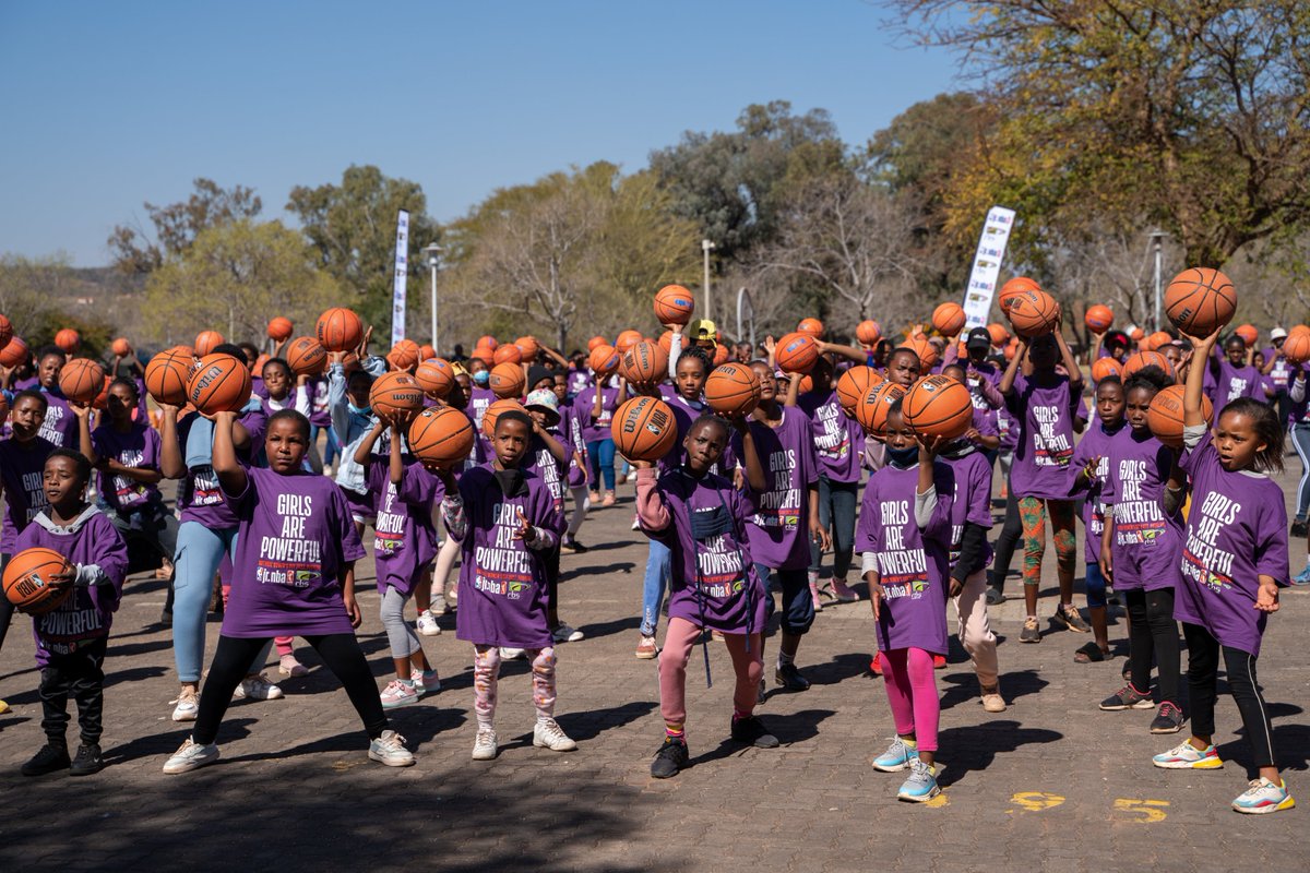 NBA_Africa's tweet photo. National Women's Day All-girls clinic #NBAAfrica #JrNBA https://t.co/QoQWSRxCwq