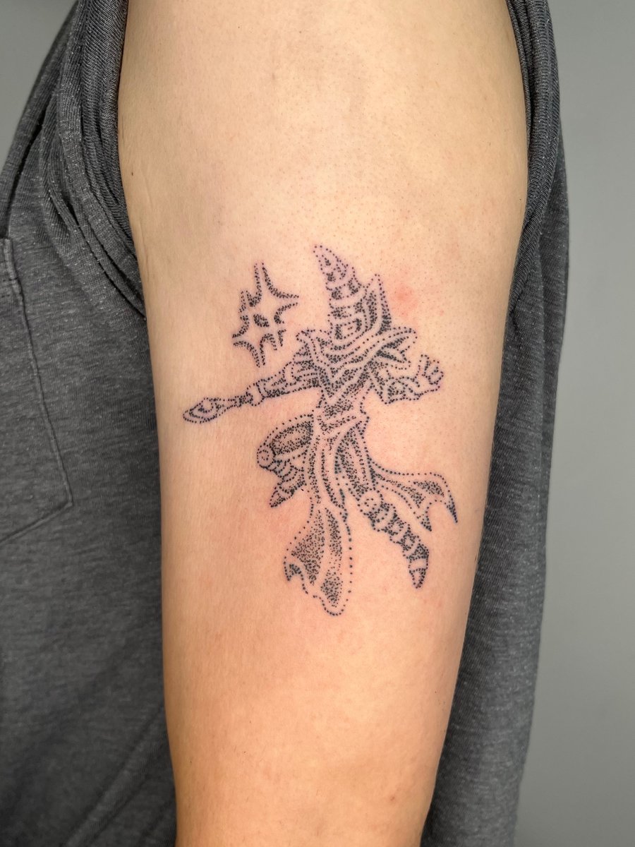 stin_master's tweet photo. dark magician https://t.co/DFYzxn3Sja
