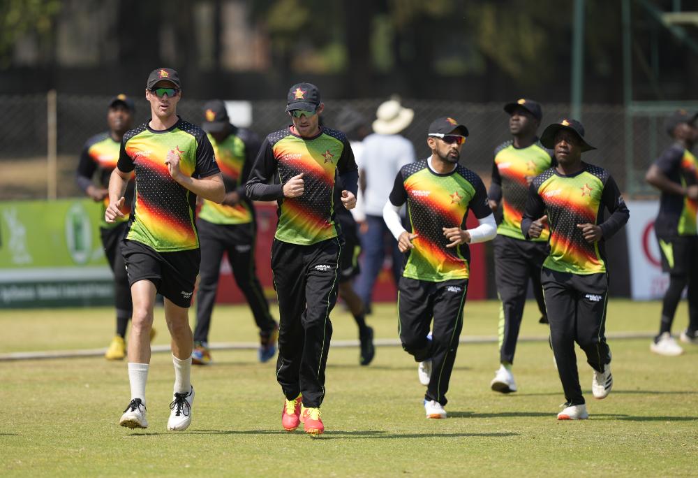 CastleCornerZW's tweet photo. Ladies and Gentlemen two men have joined the @ZimCricketv camp today...
Sean 'Willo' Williams @sean14williams
Tarisai 'Danger' Musakanda @tary_t31
#ZIMvIND #PaintHSCRed ♥️
📸: @wonderimages https://t.co/iqnpvmJcbY