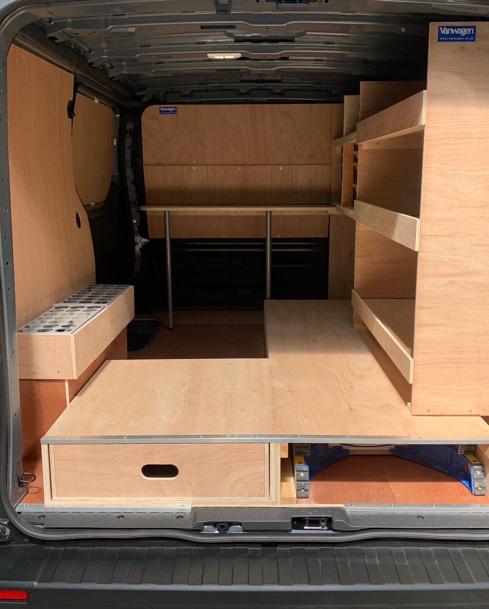 vanwagenuk's tweet photo. 👌🏼Nissan Primastar designed by customer and constructed by Vanwagen 🪚🪛🪓⛏🗜🔧🔨😂

⁉️Need your van organising? Pop down and have a chat.

#wecare #plyshelving #notjustavan #woodracking #bespokeply #happycustomer #fleetvans #vanwagen #vanlife #customercare #vanply https://t.co/Gi9CyvMCVM