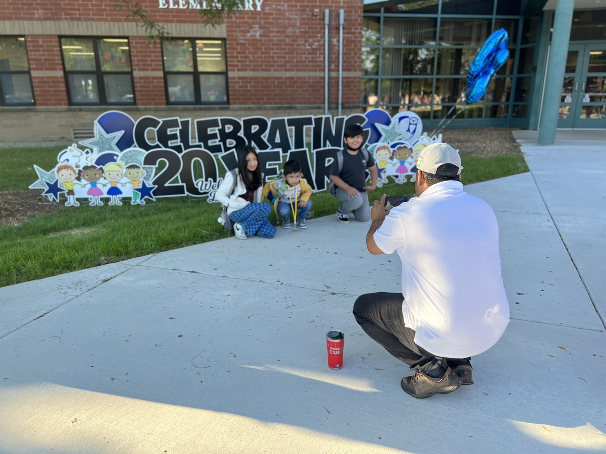sdu46's tweet photo. At Otter Creek, the school is gearing up to celebrate their 20th anniversary throughtout the year. Stay tuned to join the celebrations!
#u46firstday2022 https://t.co/GbTNMKZ9W8