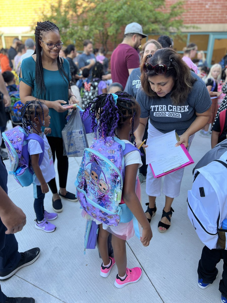sdu46's tweet photo. At Otter Creek, the school is gearing up to celebrate their 20th anniversary throughtout the year. Stay tuned to join the celebrations!
#u46firstday2022 https://t.co/GbTNMKZ9W8