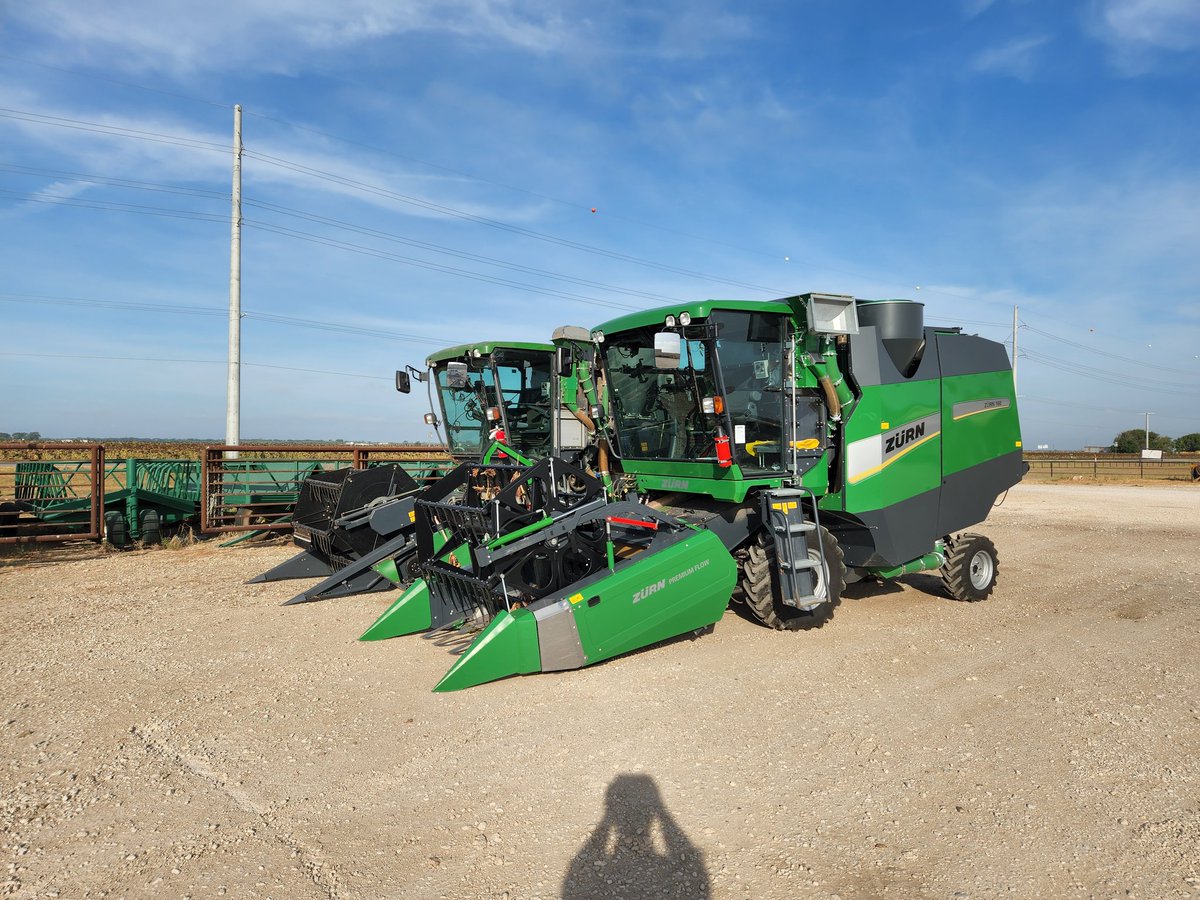 Outdoors_BenB's tweet photo. Everyone in Central #Texas can thank or blame me for bringing the rain now.
#harvest22
@AltaSeeds #igrowth #APHIX #grain
#sorghum #silage #forage #EMPYR https://t.co/ARq3zpjLxo