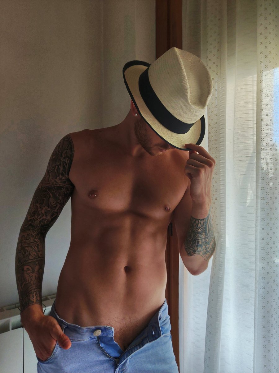iosonomysterio's tweet photo. https://t.co/D7TWoOm08E

#model #modeling #fashionblogger #fashionista #modelboy #rider #thuglife #shootout #followforfollowback #likeforlikes #shootouts📷 #modaling #shootoutforshootout #shootoutpagel https://t.co/adyDtn7xZR