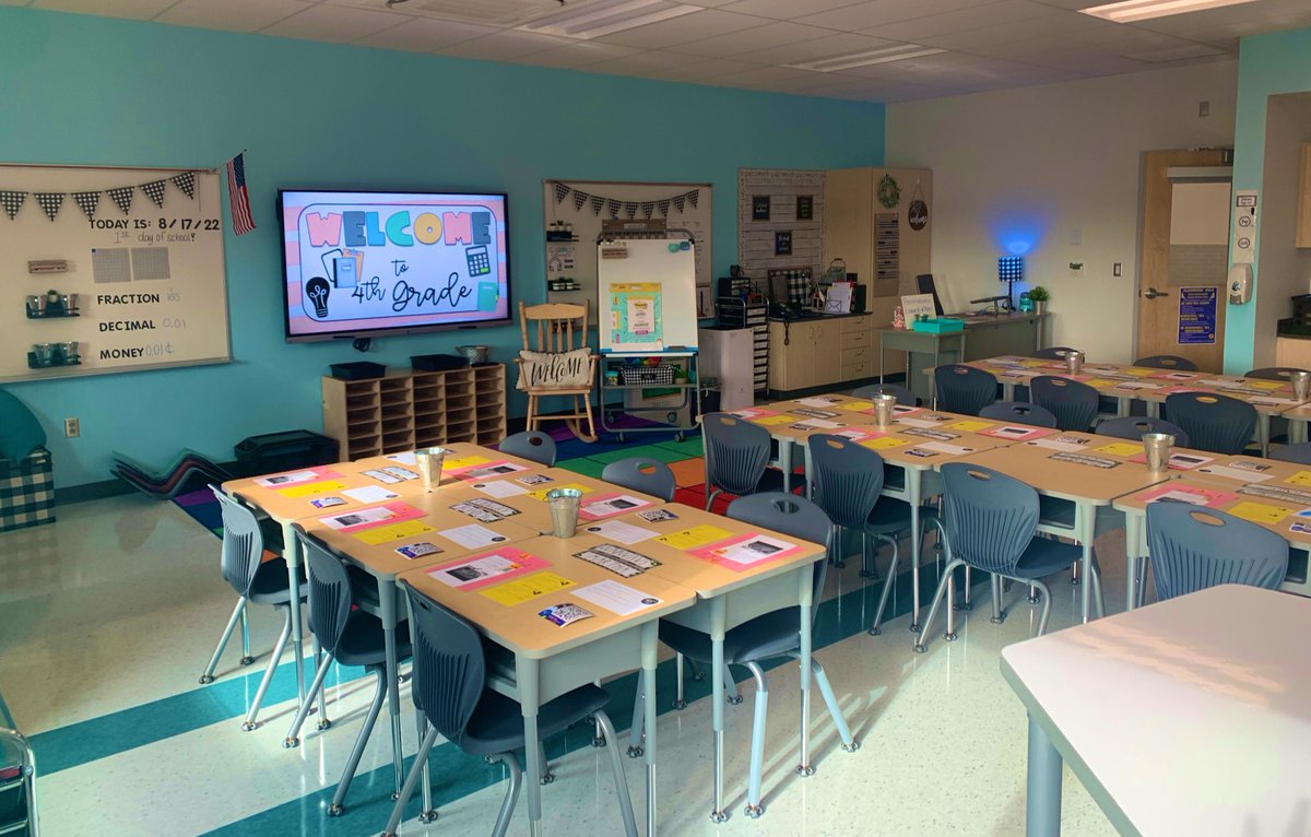 MsWilkinson4th's tweet photo. Room 215 is ready for Classroom Connections! I can’t wait to meet our 4th grade Golden Eagles! #OneWaverley https://t.co/KrCGQJ9QTO