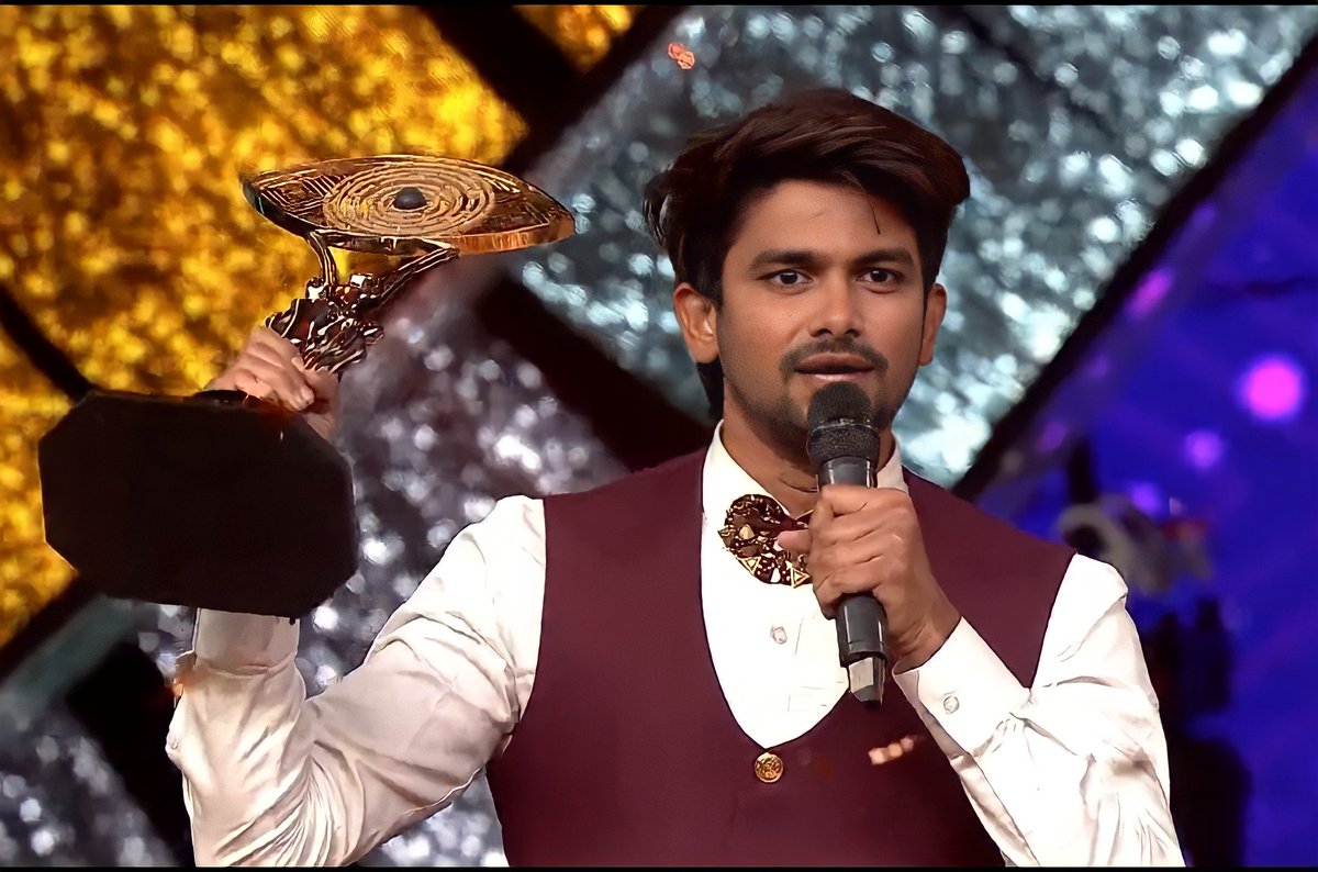 phaniii_14's tweet photo. Advance birthaday wishes to the winner @VJSunnyOfficial ,You deserve the best..All i wish is you to be happy &amp; have content in whatever things you step in..♥️

All the best for all your future endeavours ✌️Stay as same as you are &amp; entertain people as you does

#HBDKingVJSunny https://t.co/07vCwo1SjC