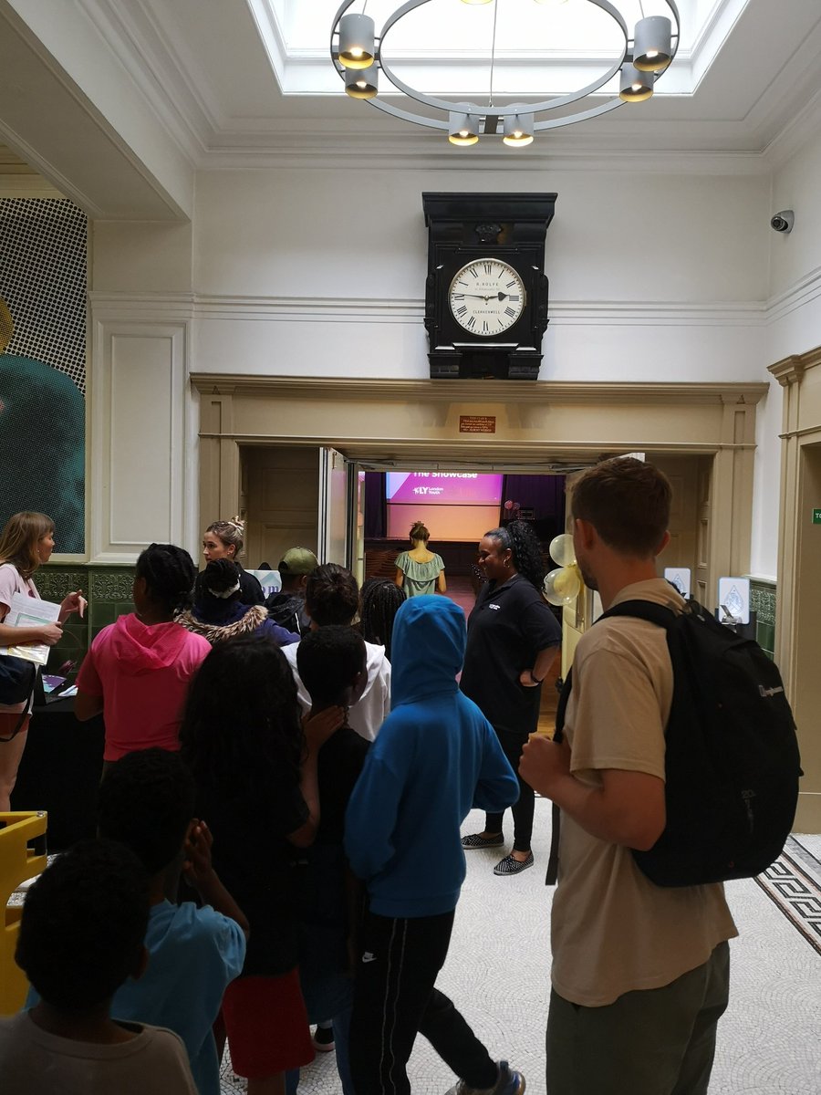 SkyWayCharity's tweet photo. Almost time for the Young Creators showcase with @LondonYouth!
We're here with our 8-14's to showcase their films ๐๐
#youngcreatorsshowcase #animationclub https://t.co/icQAl4ms1a