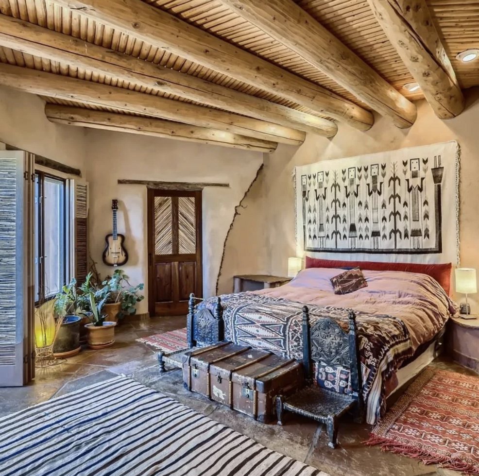 goldenshieldsf's tweet photo. 41 Estrada Calabasa Santa Fe, NM 87506
$3,475,000
5bd 6.5ba 3,600sqft
#202200515
#IndianMarket2022
#indigenousartists
#santafeindianmarket
#swaia
#indigenousdesigners
#art https://t.co/BEFUBElS8E