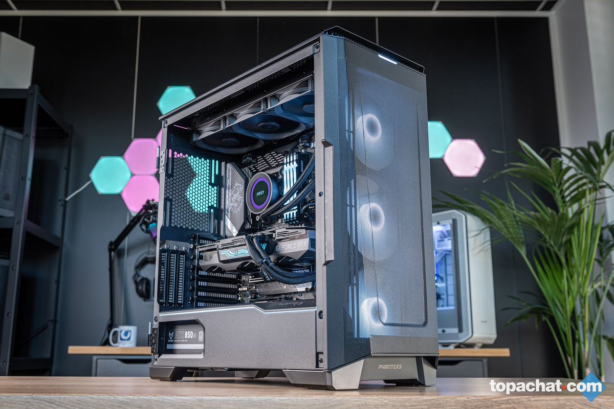 TopAchat's tweet photo. 3400€ de matos dans la #OneMillionMachine, à gagner !
Participe ici ! ⬇
https://t.co/WsGGqeYL6Z https://t.co/otNDDJBAwA