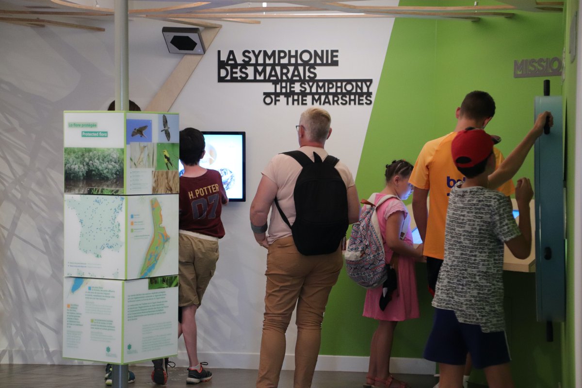 AggloStQuentin's tweet photo. 🌳👀 Venez découvrir l'Agglo du Saint-Quentinois autrement en (re)découvrant le #ParcDIsle 📍
Au bord ou sur l'#ÉtangDIsle ou bien sur terre avec l'#IsleSauvage et la #ferme des 5 continents et leurs animaux 🐒
De bons moments agréables et ludiques à passer en perspective 🥰 https://t.co/q6NoYeZxlp