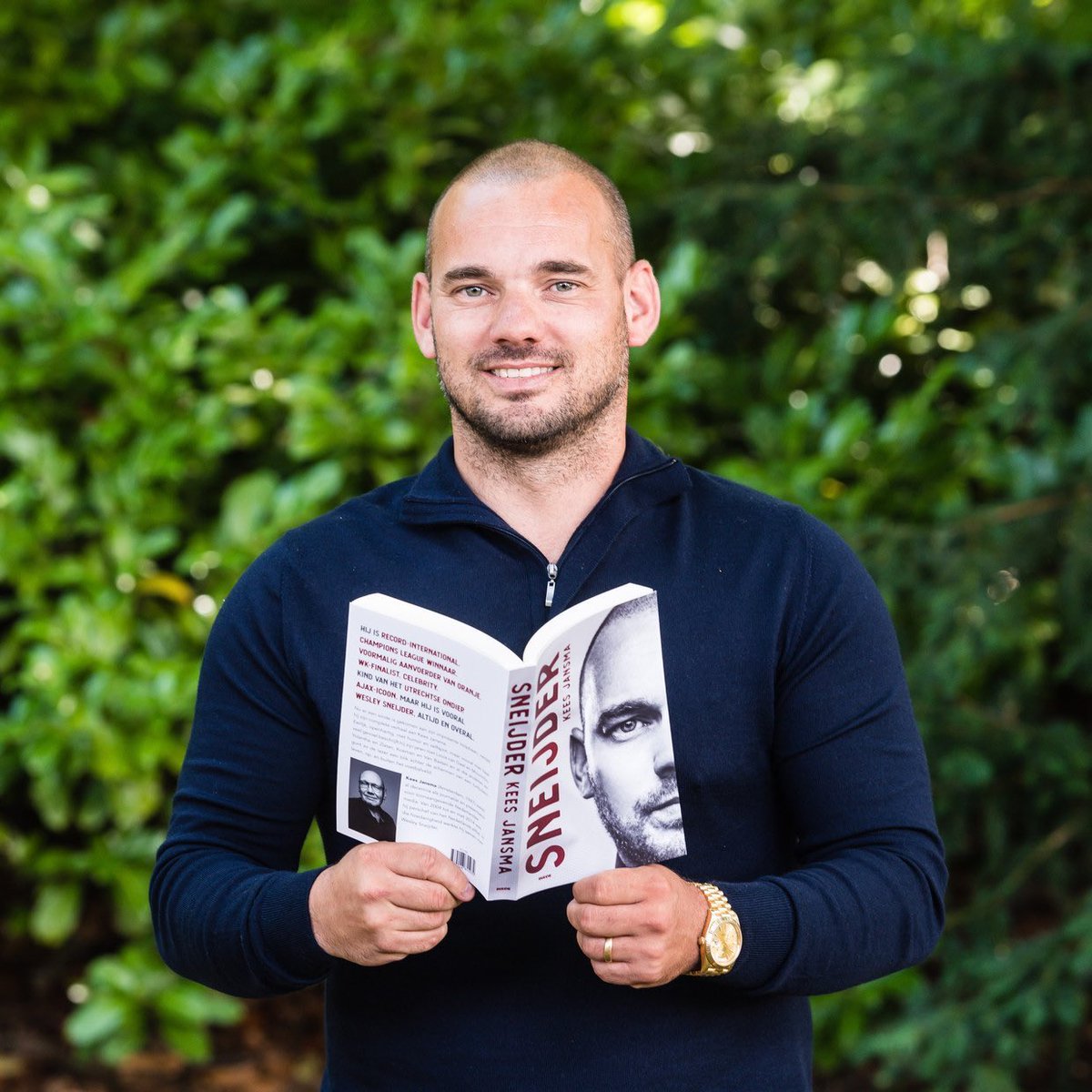 DeparSports's tweet photo. 🗣 Wesley Sneijder: "Kadınlara hiç bir zaman güvenmeyin. Onlar bugün var, yarın yoklar." https://t.co/2hJYod78Y9