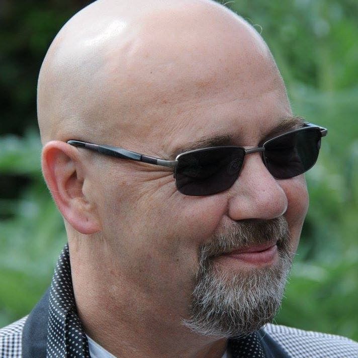 EithneEb's tweet image. Sunday 11th September from 6.30 at the Sefton Park Palm House..
Come and join us for a wonderful eve of music..laughter..poetry under the beautiful palms..
Michael Starke..Davey Edge.. David Maruk and me!! 
Tickets from @TicketQuarter.
We intend to have a marvellous time..Join us