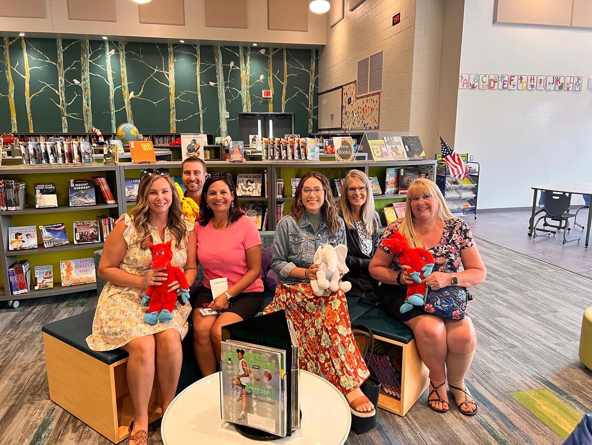 bhtechcoach's tweet photo. Scavenger Hunt ES Team 7 Rocks!  #BHASDlearns https://t.co/hNz7cZK9Nm