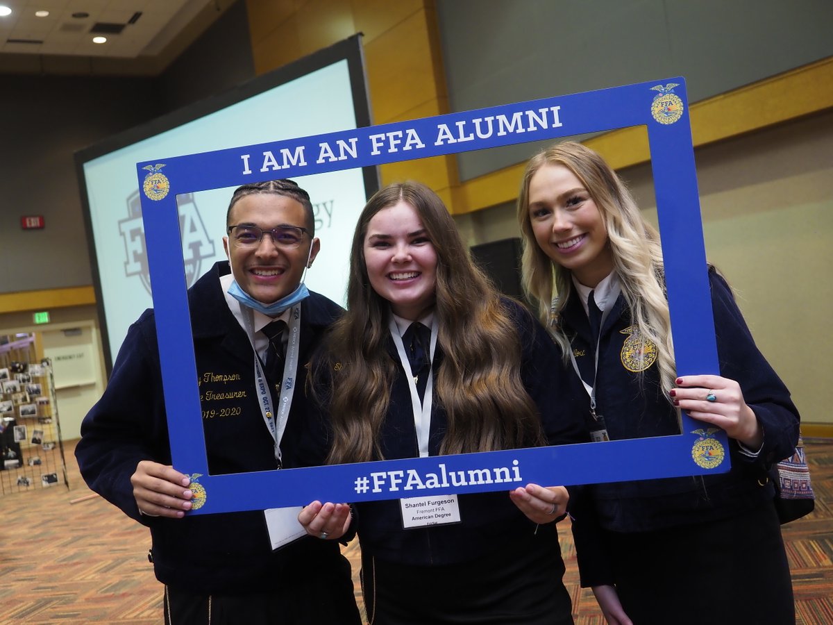 NationalFFA's tweet photo. Alumni and supporters are invited to the National FFA Convention &amp; Expo to attend workshops, regional meetings, the National FFA Foundation Celebration Dinner, an awards luncheon and a networking reception! Book your convention housing by Sept. 28 at: https://t.co/Ke4s54619x ⬅️ https://t.co/Kg9tyhNvq3