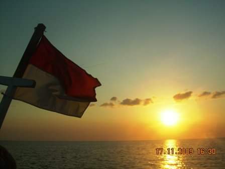 Hanya koleksi foto lama yang beta punya. Tetaplah berkibar hingga akhir masa. 
#Tetep_NKRI