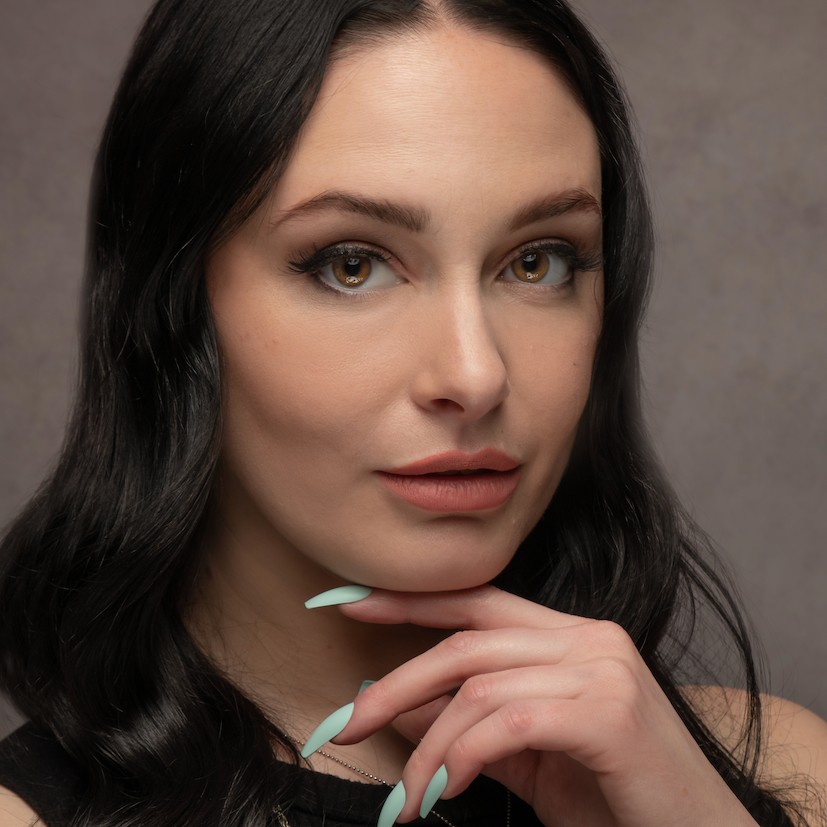 UltimateFace's tweet photo. There's a reason we call this shade of liquid lip color "Pretty Woman". Which is your favorite Liquid Lip Color?
#liquidlipcolor #lipstick #ultimateface #mattelips #naturalmakeup #veganmakeup #crueltyfree #sustainable #professionalmakeup #lookoftheday #mua https://t.co/MoNUaXhalf
