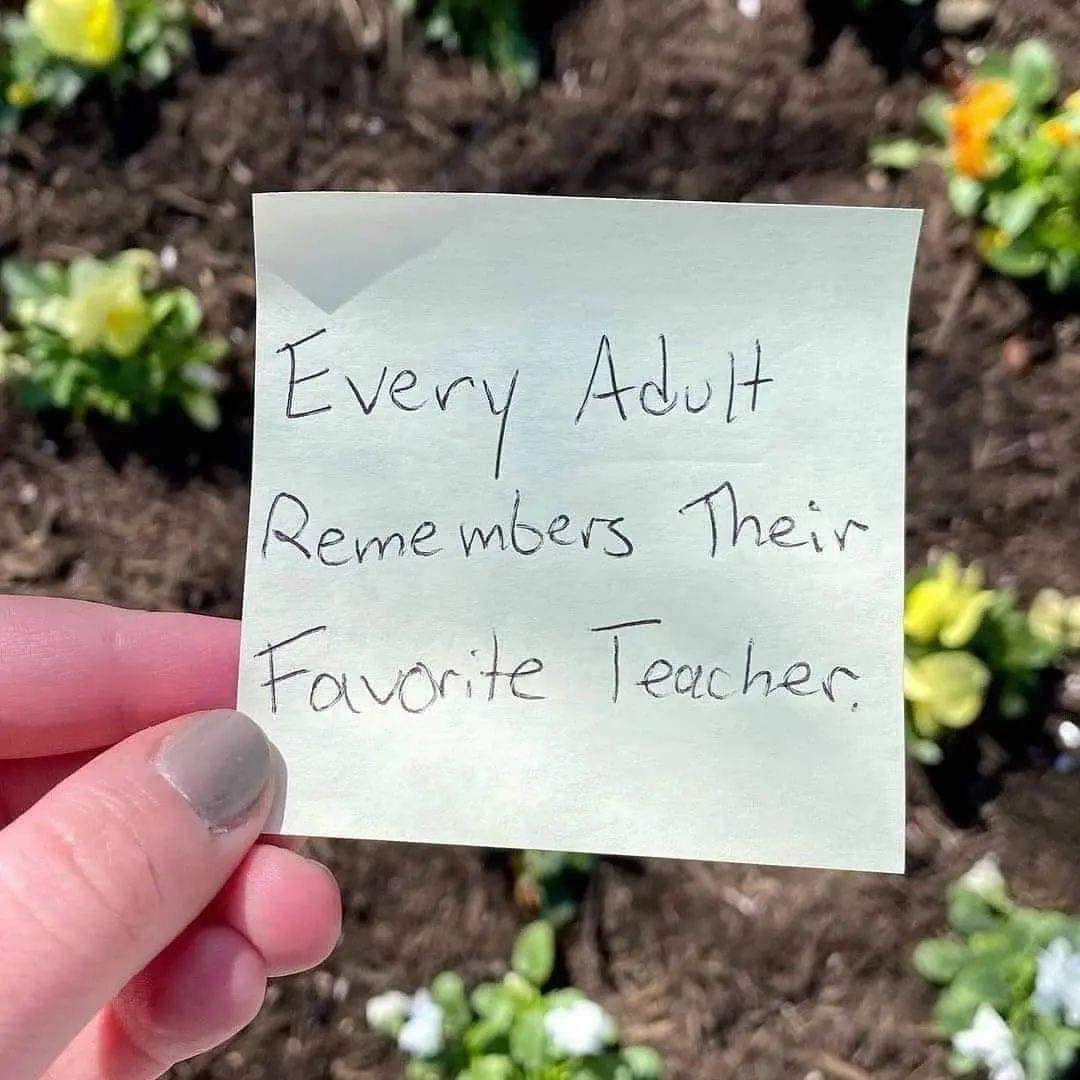 Bhulley3's tweet photo. Be that teacher who makes a difference! 

#bekind #beahero #TeacherAppreciation https://t.co/CSqOee2tR5