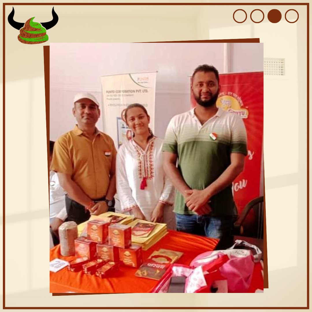 Gaumaaya's tweet photo. Gaumaaya presented its products on 15th August at Malviya National Institute of Technology, Jaipur on the occasion of 'Azaadi ka Amrit Mahotsav'. The booth was graced by the auspicious presence of Prof. N.P. Padhy, Director MNIT and over 600 teachers and students of the campus. https://t.co/tssY8PQnvq