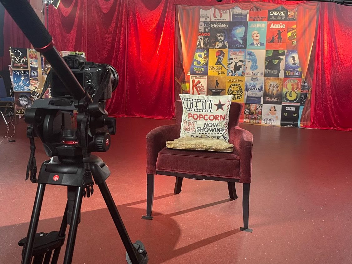 irisprize's tweet photo. 🎥LIGHTS, CAMERA, ACTION🎥

Iris in the Community shoot with #SWSWrexham has wrapped we’ve also shot @StAndrewsCoffee &amp; @Cardiff_Theatre first ever Pride &amp; more filming continues for most of August

Community groups interested in discovering more head  to https://t.co/soHDJhPyUd https://t.co/dNDMZa14Fp