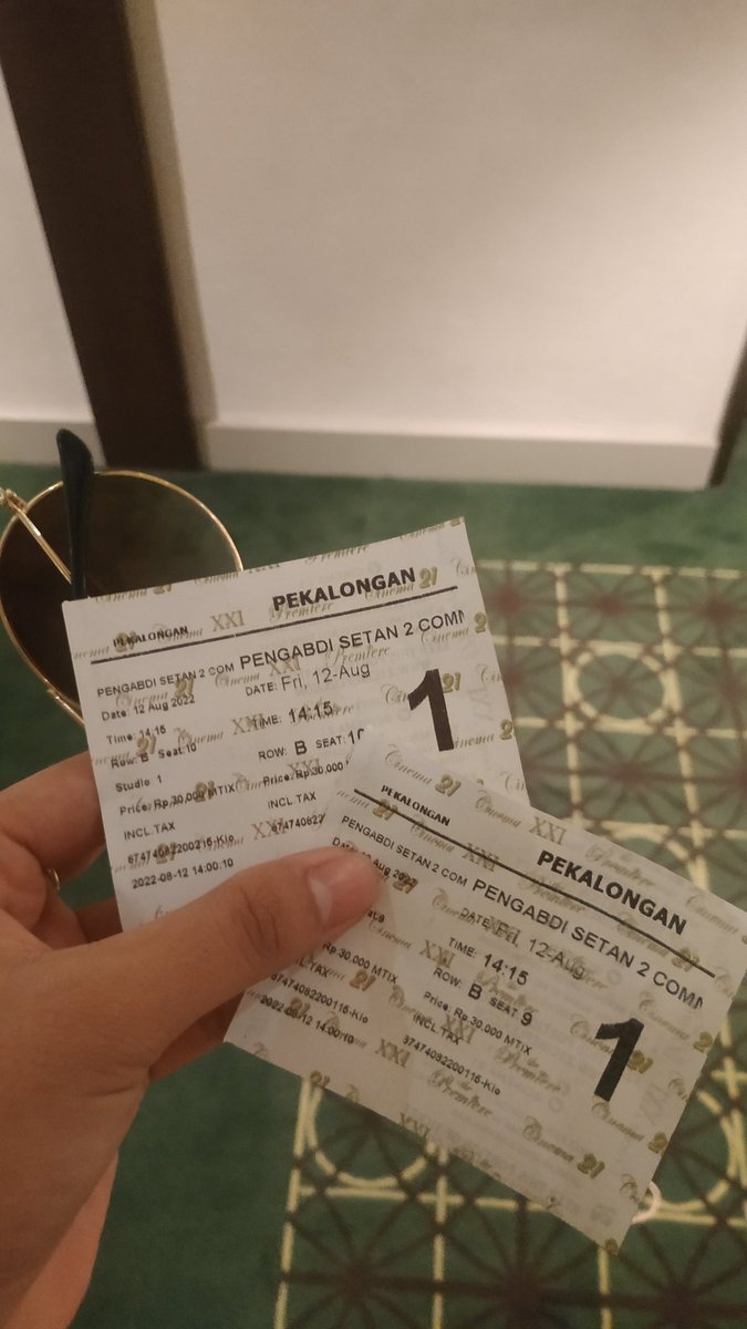 growinthelight's tweet photo. @jokoanwar Udah nontooon. Dan besok mau nonton lagiii 💗 https://t.co/ySJ8hxLaSI