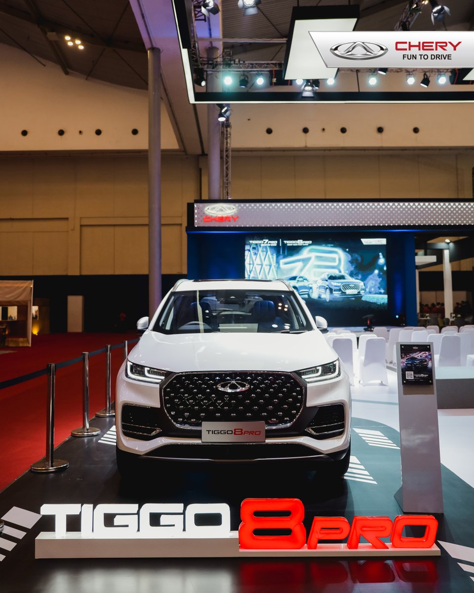 CheryAutoCo's tweet photo. During the #GIIAS, #CHERY showcased its latest models, including the #TIGGO8PRO, #TIGGO7PRO, and the #EQ1, attracting a large number of enthusiastic fans to participate in test drives. What a fantastic opportunity for car enthusiasts and CHERY fans! @CheryMotorID https://t.co/x4SY8cV6bh