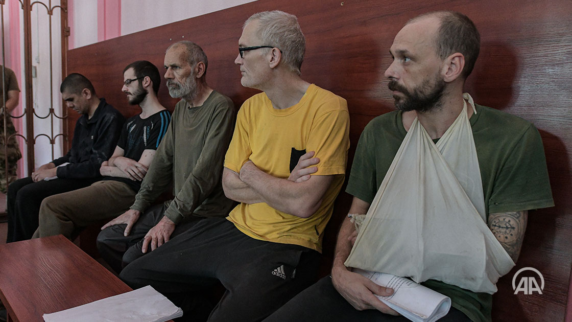 aa_balkans's tweet photo. U #Donjeck saslušanje zarobljenih stranaca optuženih da su se borili za ukrajinske snage #Ukrajina #Rusija #VjekoslavPrebeg #JohnHarding #AndrewHill #DylanHealy #MathiasGustafsson
https://t.co/iZQiD3YcVX https://t.co/xEuh5kPSnB