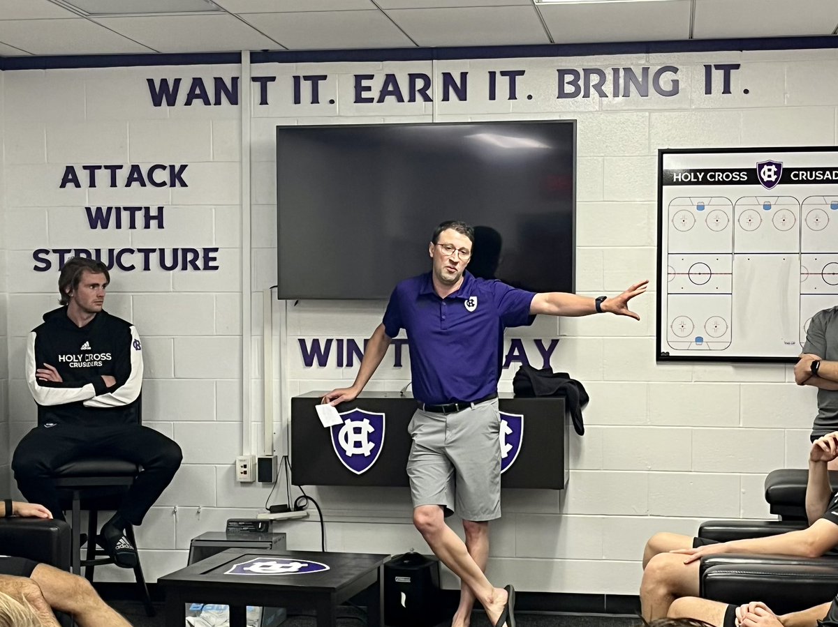 HCrossMHockey's tweet photo. We're proud to announce that 55 alumni have stepped up to mentor our student-athletes as part of the launch of our 90-Wide Hockey program. Our alumni and student-athletes will be paired based on their careers and intended career paths to ensure success beyond the ice.

#GoCrossGo https://t.co/i4WAUEuuFX